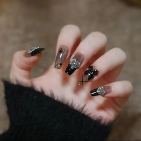 Fashionharbour 24 Reusable Artificial Fake Nail Set| Lightweight & Long Lasting| Easy To Use| Quick Fix For Festivals & Special Occasions (Z111)